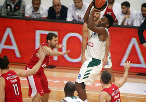 Μέρος της προπόνησης ο Λάνγκφορντ