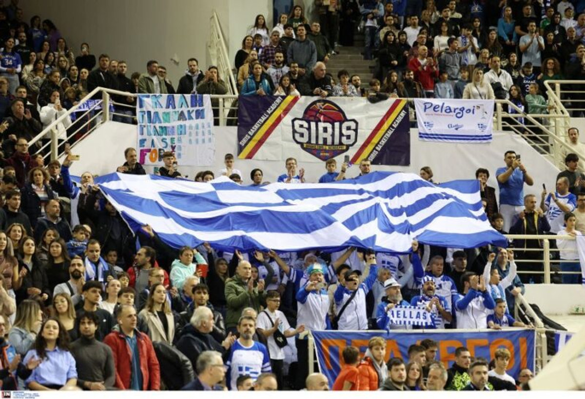 Ελλάδα-Μεγάλη Βρετανία: Η photo gallery από το κατάμεστο Παλατάκι