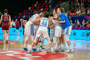 Ελλάδα-Λετονία 73-65: Τα photo clicks από την πρώτη νίκη στο Ευρωμπάσκετ Γυναικών!