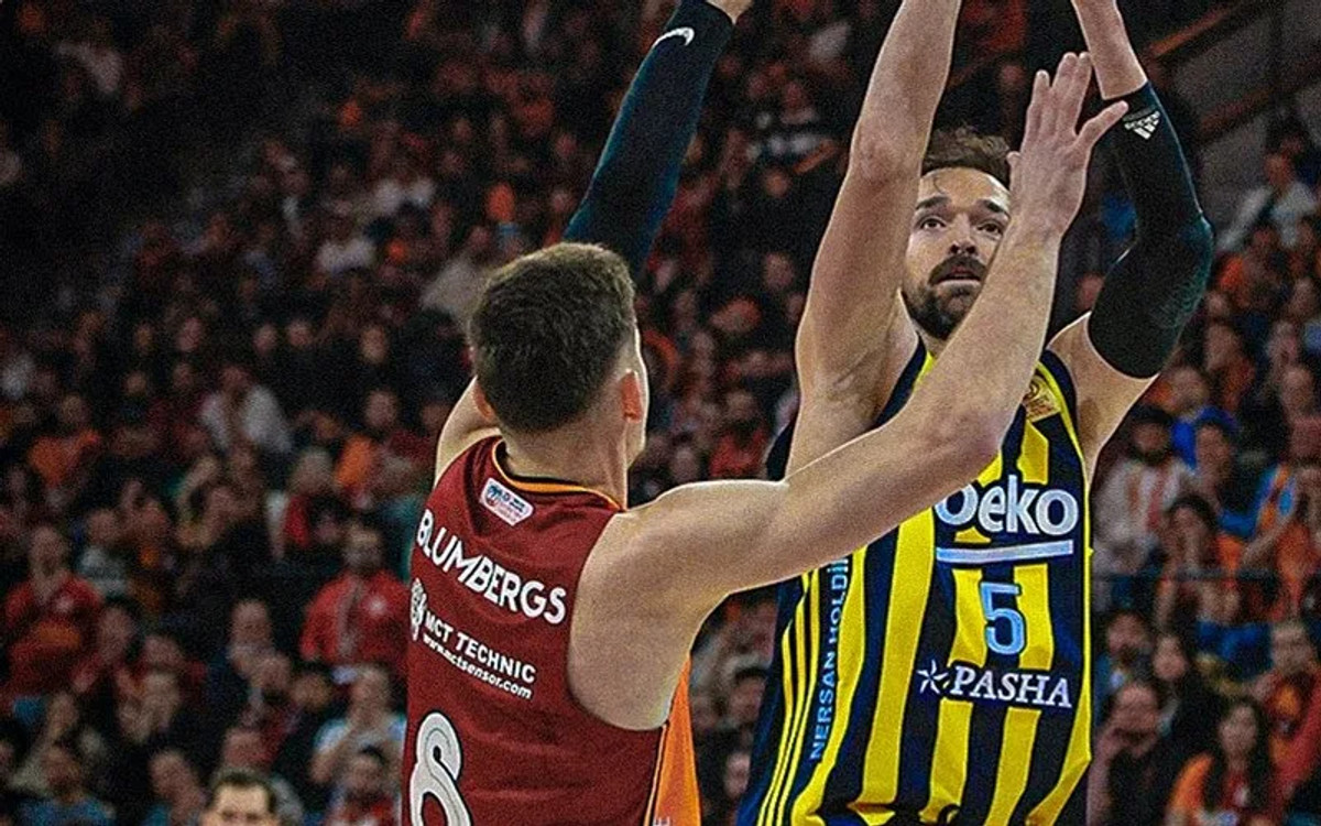 Η Φενέρμπαχτσε 95-81 τη Γαλατάσαραϊ πριν από το ΣΕΦ (vid)