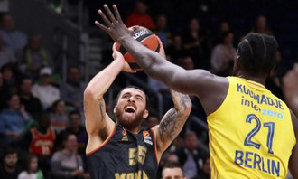 Μονακό-Άλμπα Βερολίνου 86-75: Με την υπογραφή του Τζέιμς (vid)