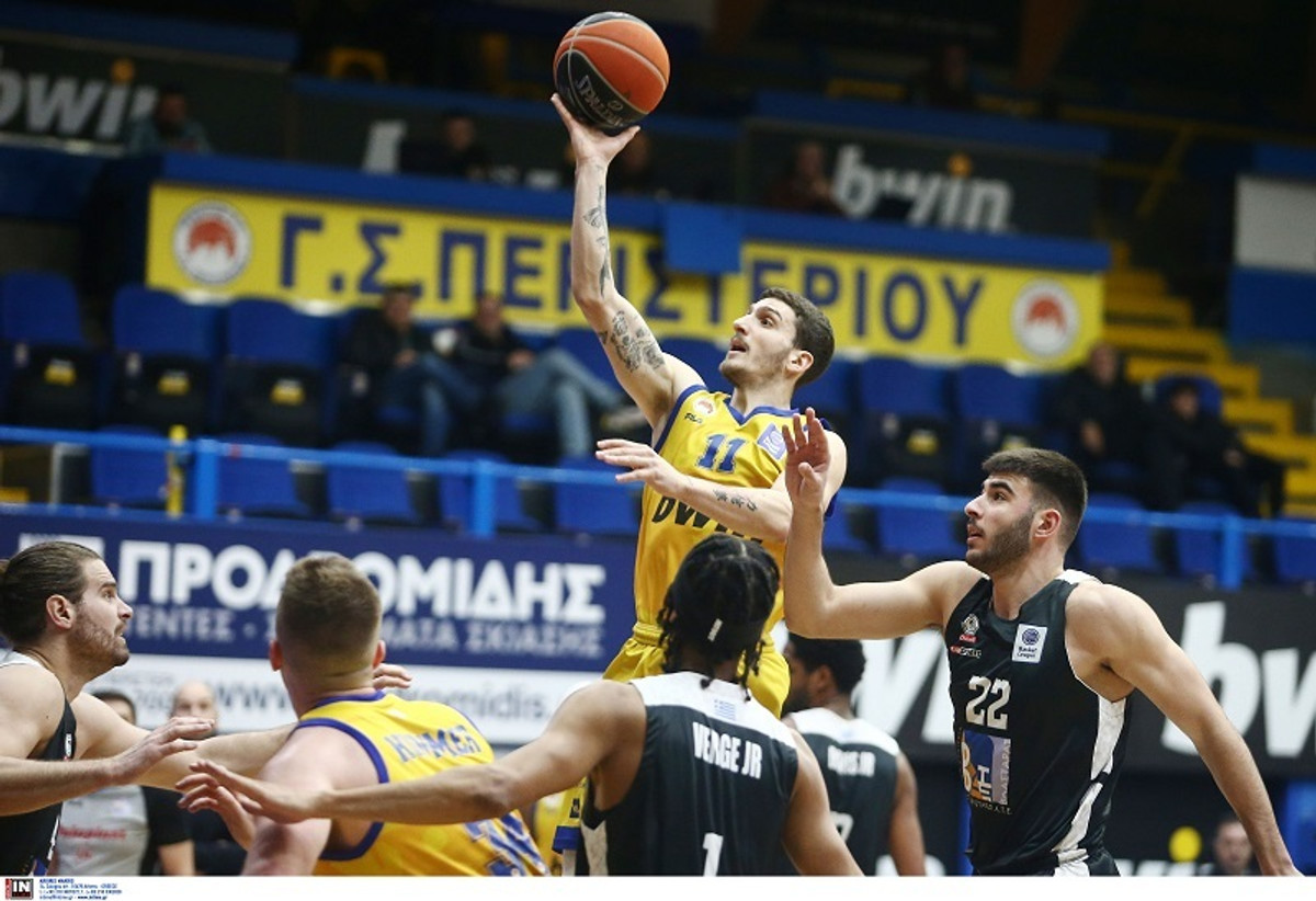 Δείτε πώς το Περιστέρι &quot;λύγισε&quot; τον Απόλλωνα Πάτρας (video)