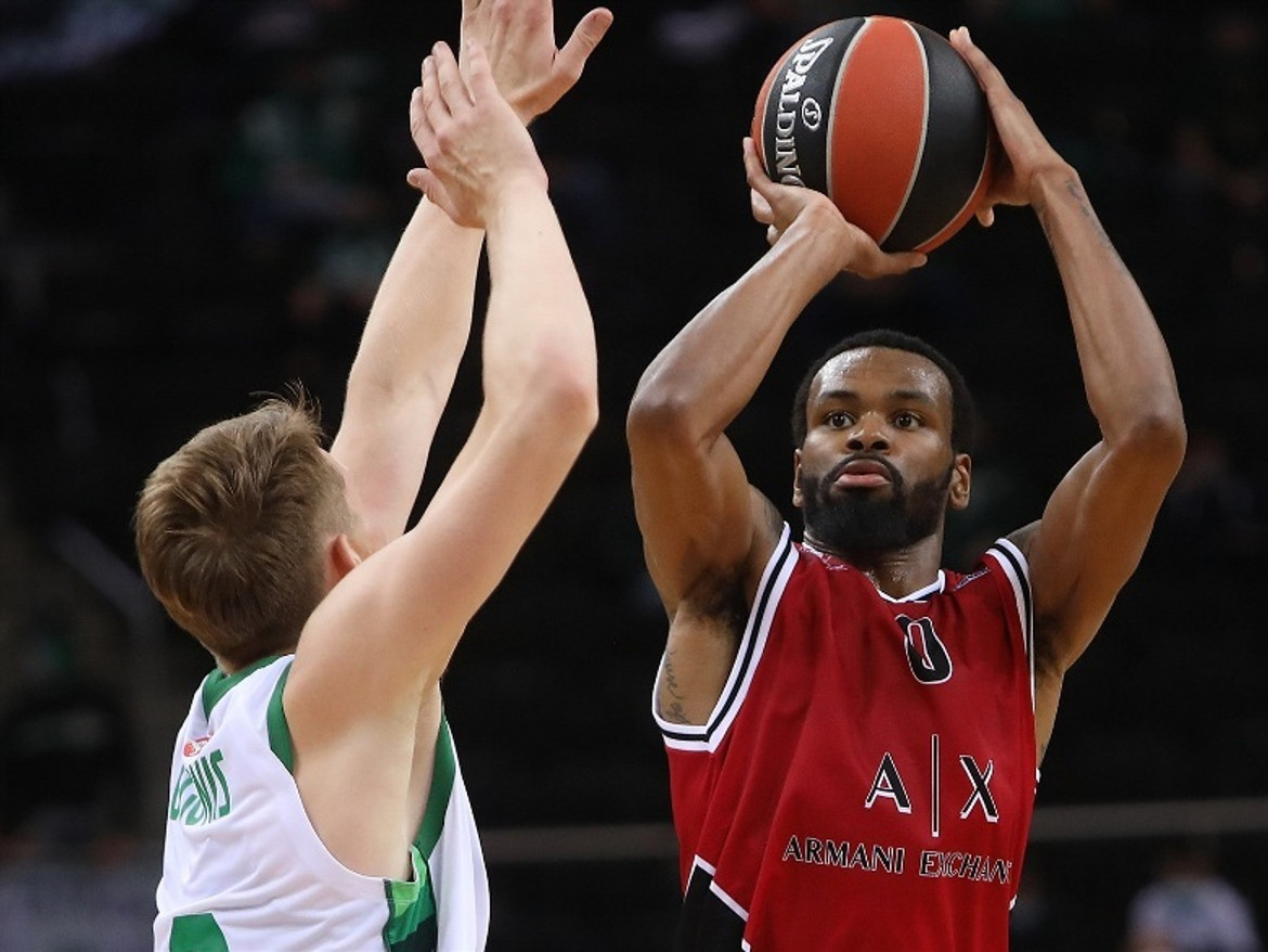 Με τριάδα-φωτιά στα γκαρντ η Αρμάνι Μιλάνο 88-70 τη Ζαλγκίρις (pics)