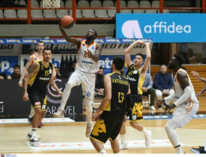 Προμηθέας Πάτρας-ΑΕΚ 77-73: Με Τζέριαν Γκραντ το 1-0 (vids &amp; pics)