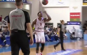 Το show του Κάνααν με την μπάλα (vid)