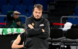 Αταμάν: &quot;Οι διαιτητές πρέπει να προστατεύουν το μπάσκετ&quot;