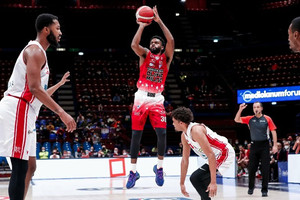 Αρμάνι Μιλάνο: Εκτός έδρας νίκη 67-63 τη Ρέτζιο Εμίλια στην επιστροφή Ντατόμε