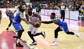 &quot;Έκαψε&quot; και το Περιστέρι ο Ήφαιστος 77-73 στη Λήμνο!
