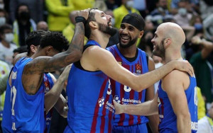 Φενέρμπαχτσε-Μπαρτσελόνα 74-76: Αήττητη με buzzer beater του Μίροτιτς! (vid)