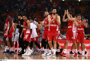 Η παρακάμερα του Ολυμπιακός-Βαλένθια 82-83 (video)