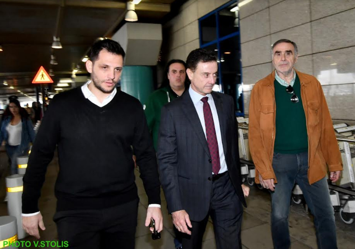 Τα φώτο κλικς από την άφιξη του Πιτίνο (pics)