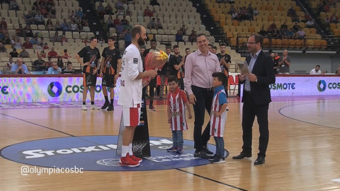 Η βράβευση του Βασίλη Σπανούλη για την πρωτιά στους σκόρερ (video)