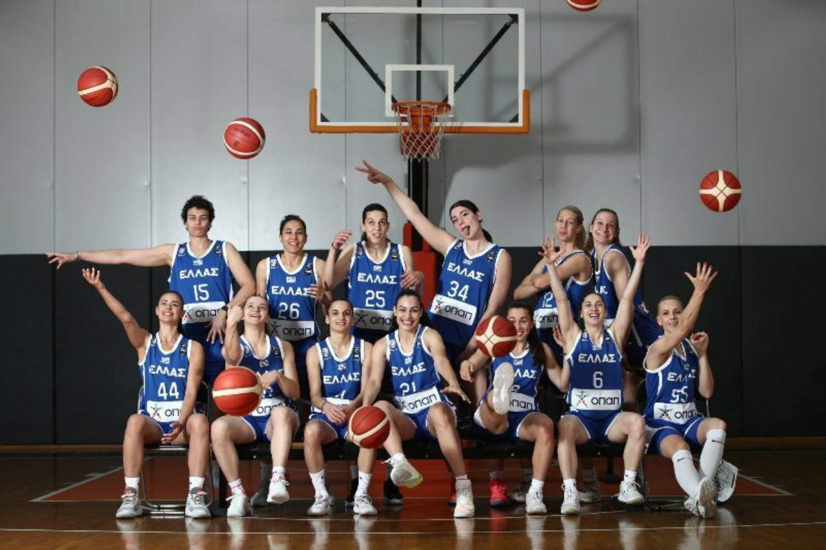 Η φωτογράφιση της Εθνικής Γυναικών (gallery)
