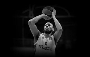 Ισόβια κάθειρξη στον δολοφόνο του Έιντριαν Πέιν