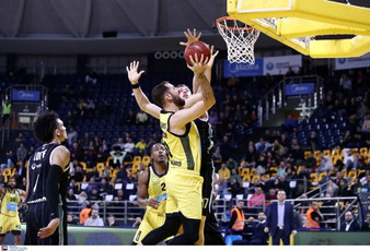 Ήττα ο Άρης στο ντεμπούτο Βετούλα, 90-88 από το Αμβούργο στην παράταση (gallery)