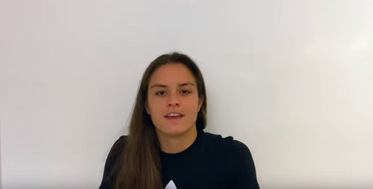 Μπόγρης: Εκπομπή... με καλεσμένη τη Σάκκαρη (video)