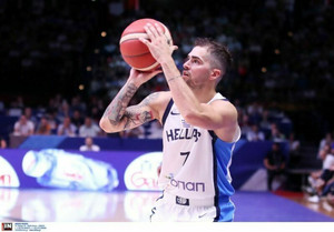 Mε το buzzer beater Τολιόπουλου το Τοp-10 των ημιτελικών (video)