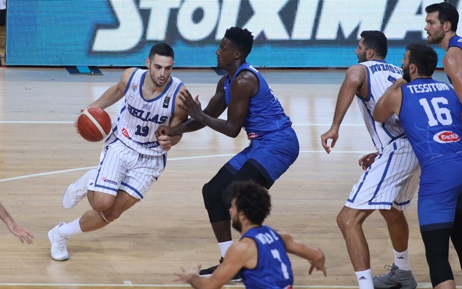 Παπαπέτρου: &quot;Θέλουμε να κυνηγήσουμε το καλύτερο&quot;