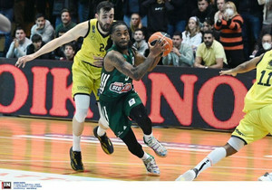 Τα buzzer beater Λι και Γουόκαπ στις πρώτες θέσεις του Top-10 (video)