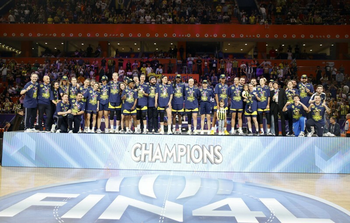 EuroLeague Γυναικών: Back-to-back η σαρωτική Φενέρμπαχτσε, 106-73 τη Βιλνέβ (vids)