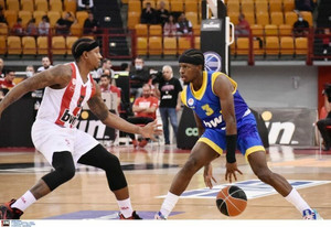 Περιστέρι-Ολυμπιακός απόψε (19:15) για την Basket League