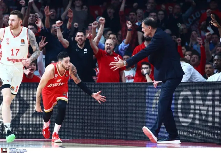 Ολυμπιακός-Μπάγερν Μονάχου: Η photo gallery από το sold out ΣΕΦ