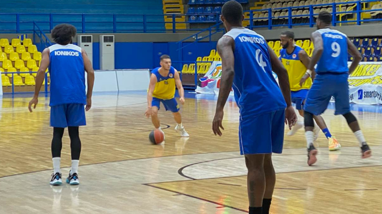 Χρήσιμα συμπεράσματα στο φιλικό Περιστέρι - Ιωνικός