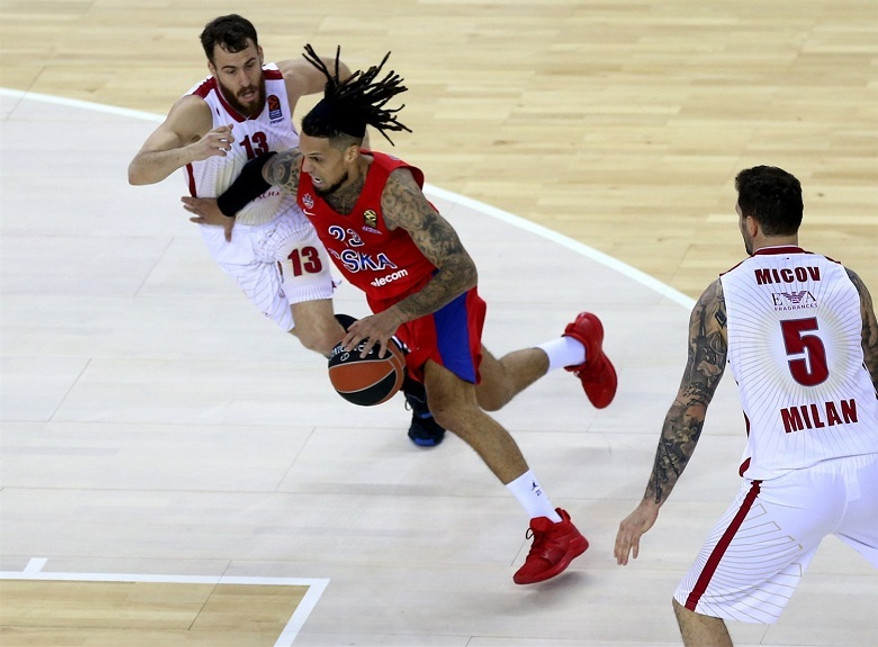 Ο απίθανος Χάκετ λύτρωσε την ΤΣΣΚΑ Μόσχας, 78-75 την Αρμάνι (video)!