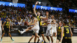 Liga Endesa: Νίκες για Ρεάλ Μαδρίτης-Μπαρτσελόνα πριν από το El Clásico!
