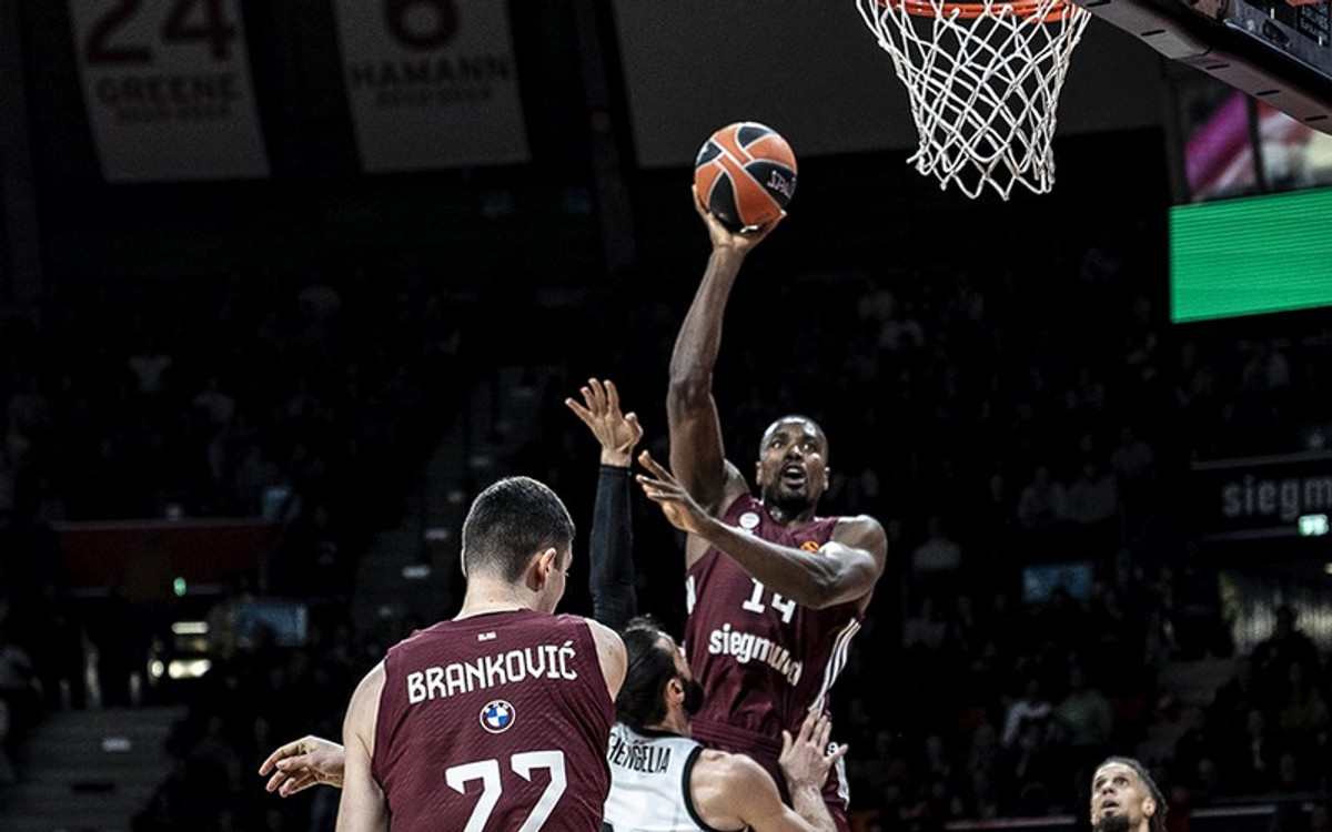 Με τρομερό Ιμπάκα η Μπάγερν, 90-76 τη Βίρτους (vid)