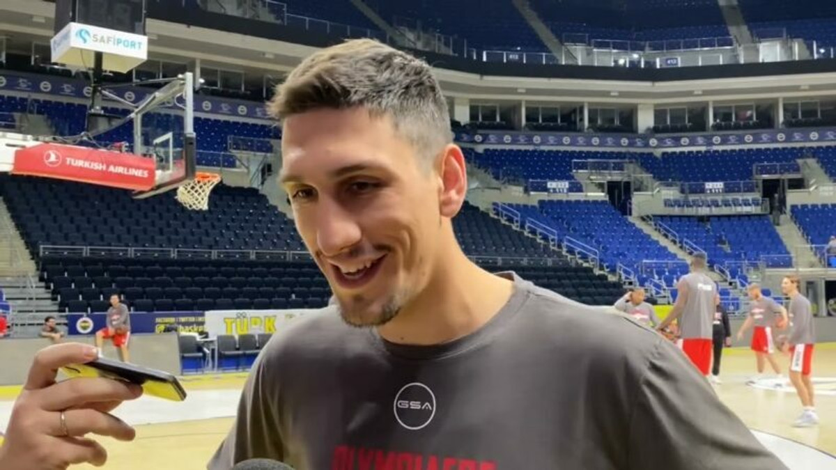 Λαρεντζάκης: &quot;Πάμε για έναν ακόμη τελικό&quot; (vid)