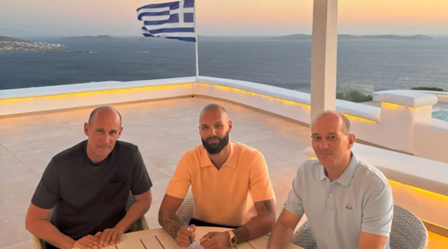 Ολυμπιακός: Ανανέωσε για τρία χρόνια ο Φουρνιέ - Τι έγραψε ο Γάλλος (pics)