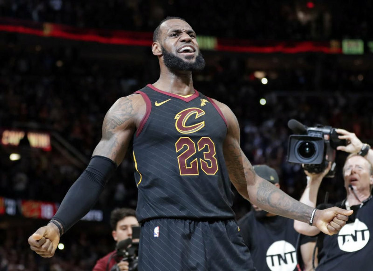 It&#039;s Playoff Time! It’s clutch Lebron time!