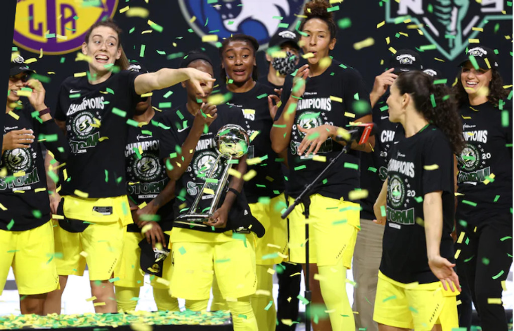 WNBA: Η... καταιγίδα Σιάτλ Στορμ κατέκτησε με &quot;σκούπα&quot; το πρωτάθλημα (vid)