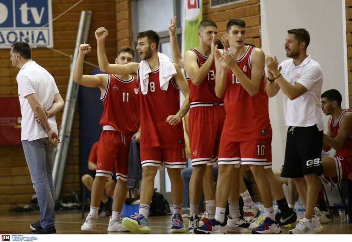 Πανελλήνιο Εφήβων: Πρωταθλητής ο Ολυμπιακός, 66-60 το Περιστέρι (pics)