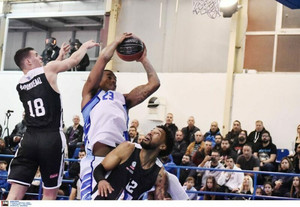 Πήρε το &quot;θρίλερ&quot; ο Ιωνικός, 79-75 τον Απόλλωνα διά χειρός Χόκινς