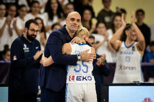 Πρέκας: &quot;Ήταν μεγάλη τιμή που είχαμε στην Εθνική την Εβίνα Σταμάτη&quot;