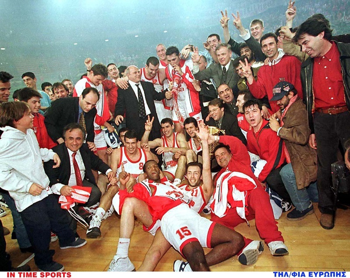 FINAL 4 1997: Τους πήρε ο ποταμός! (vid &amp; pics)