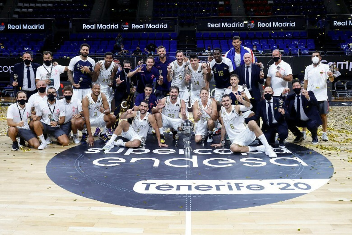 Super Copa: Πρώτο τρόπαιο για τη Ρεάλ, 72-67 με Καμπάτσο την Μπαρτσελόνα (gallery)