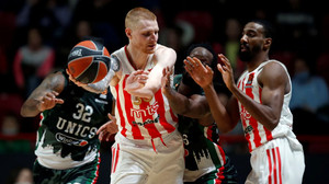 Ούνικς Καζάν-Ερυθρός Αστέρας 77-84: Έλαμψε ξανά με Κάλινιτς-Γουόλτερς