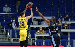 Προελαύνει η Φενέρμπαχτσε, 92-84 τη Ζενίτ Αγίας Πετρούπολης