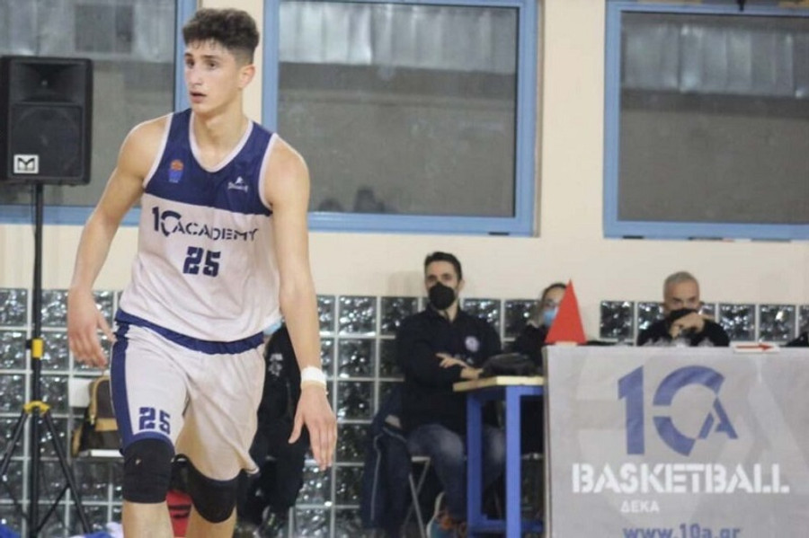 Γ' Εθνική: Στο 11-0 η Μύκονος, πέρασε από τη Βέροια η ΔΕΚΑ