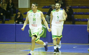 Κουκουλοφόροι στο γήπεδο και διακοπή στο Διαγόρας - Μαρούσι !