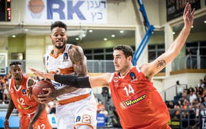 Εκ των MVP της πρεμιέρας του Eurocup o Μπαμπ (video)