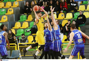 Κορυφή μόνο για Μαρούσι, 87-80, με τη νίκη επί του Ηρακλή