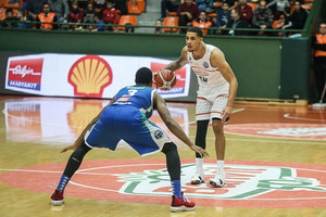Basketball Champions League: Ο Μακένζι Μουρ έπιασε δουλειά!
