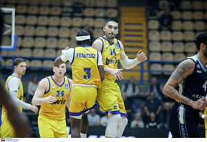 Τρίτο με σούπερ Κασελάκη και clutch Φρανσίσκο το Περιστέρι, 88-78 τον Κολοσσό (gallery)