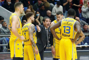 Μακάμπι: Δύσκολη νύχτα για παίκτες-Σφαιρόπουλο μετά την οργή οπαδών
