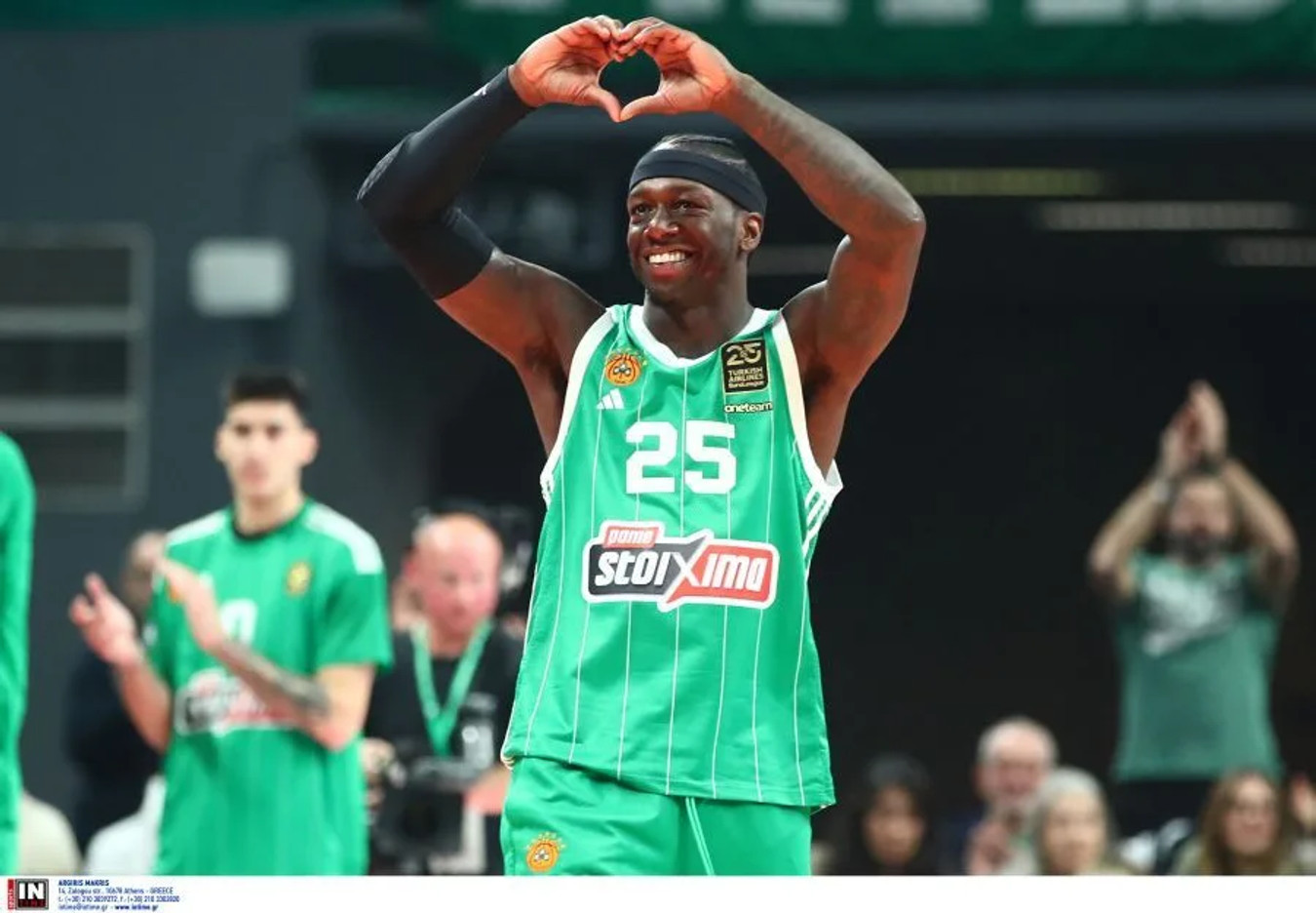 Στον Παναθηναϊκό μέχρι το 2028 και χωρίς NBA-out ο Κέντρικ Ναν!