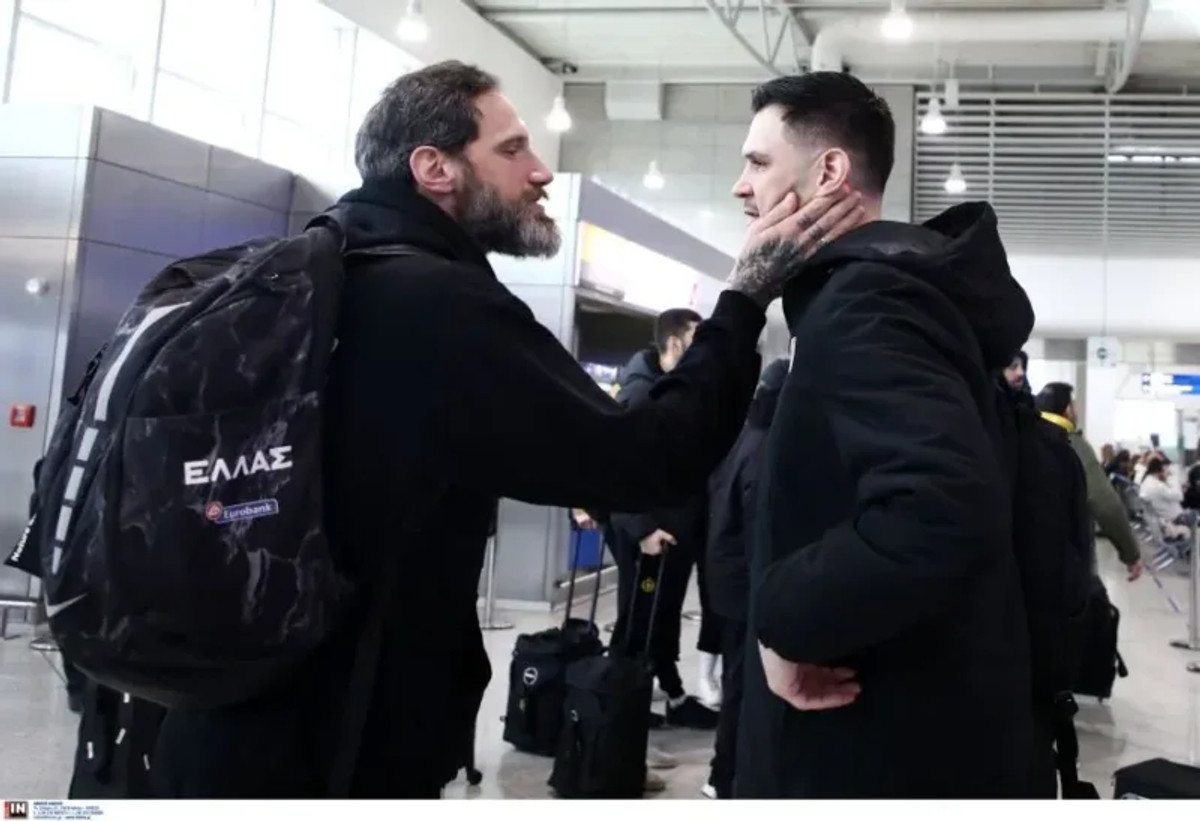Όμορφες στιγμές στο &quot;Ελ. Βενιζέλος&quot; με παίκτες Ολυμπιακού-Αμαρουσίου (gallery)